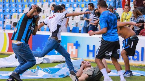 Tragedia en la Liga MX tras enfrentamiento campal en Querétaro