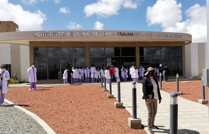 Centro de Medicina Nuclear y Tratamiento de Cáncer inaugurado por Luis Arce
