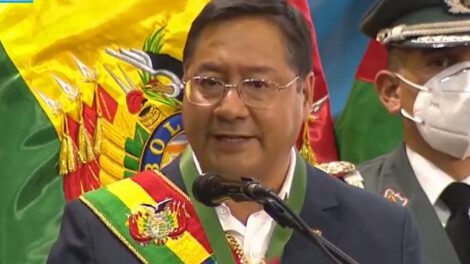 Programa de empleo y Hospital Materno Infantil en El Alto