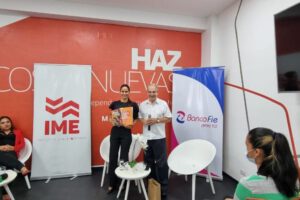 Programa de capacitación para mujeres emprendedoras en Bolivia