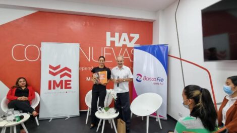 Programa de capacitación para mujeres emprendedoras en Bolivia