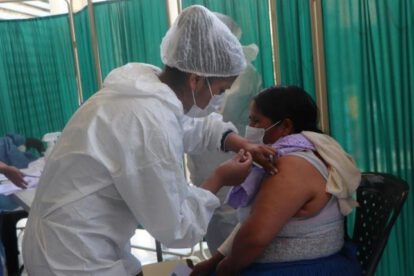 El Gobierno analiza la posibilidad de aplicar una vacuna anual de refuerzo
