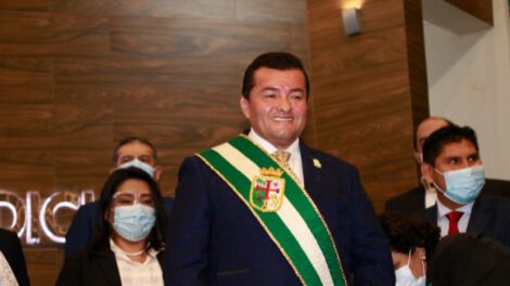 Concuñada de Alcalde cruceño vinculada con supuestos cobros a funcionarios