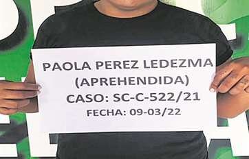 Paola Pérez Ledezma tras entregarse a la Policía