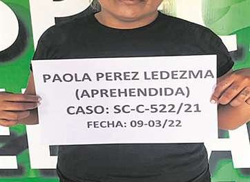Paola Pérez Ledezma tras entregarse a la Policía