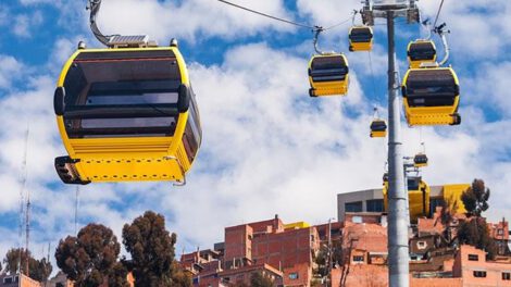 Mi Teleférico reduce déficit en más de 50%