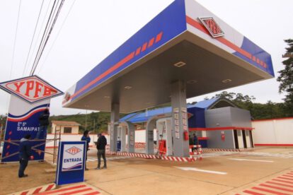 YPFB mantiene precios de combustibles en Bolivia