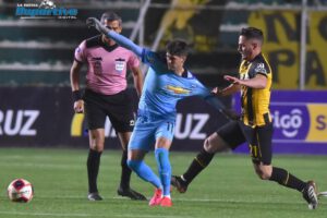 Bolívar se recupera en el torneo local