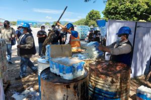 Bebidas comisadas en Carnaval destruidas en Yacuiba