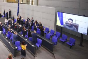 Zelenski arremete contra el parlamento alemán