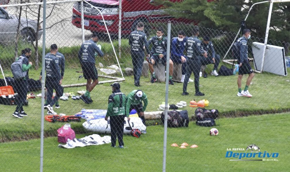 Selección boliviana inicia el trabajo para sus dos últimos partidos de Eliminatorias