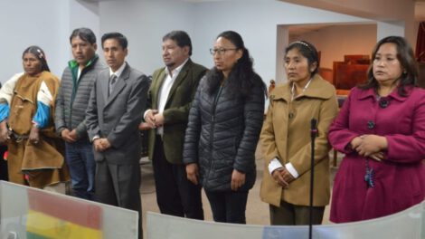Brigada Parlamentaria Oruro elige comisiones en primera sesión ordinaria