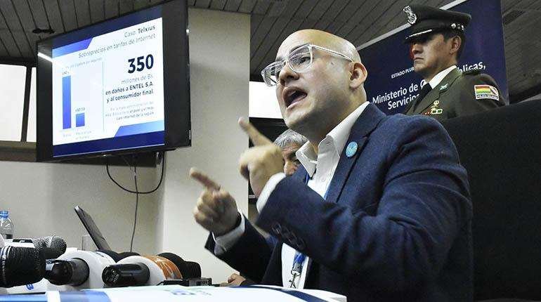 Elio Montes exgerente de Entel