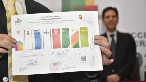 Papeleta de sufragio en las elecciones nacionales del 3 de mayo