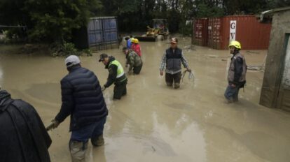 Desborde del río Taquiña en Tiquipaya