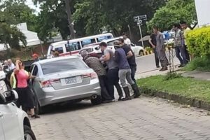 Hombre herido en Santa Cruz tras recibir un disparo en la cabeza