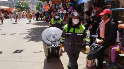 EMAO aseo Oruro en el Carnaval