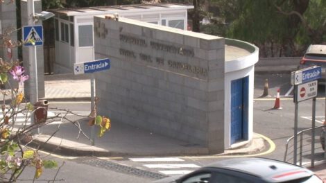 Hospital de La Candelaria donde se encuentra ingresado el turista italiano con positivo por coronavirus