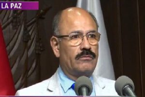 Ministro de Salud, Anibal Cruz, informa sobre coronavirus en Bolivia