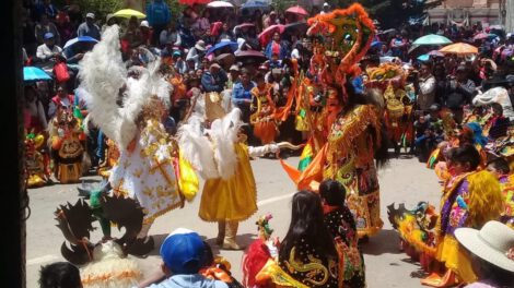 Niños de la Gran Tradicional Auténtica Diablada Oruro