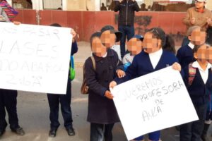 Queremos profesora en la unidad educativa Eduardo Abaroa