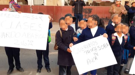 Queremos profesora en la unidad educativa Eduardo Abaroa