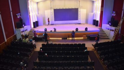 Inauguración del Súper Multi Teatro en Oruro