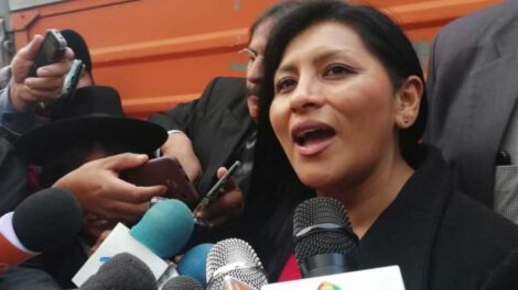 Soledad Chapetón en el acto por el aniversario de El Alto