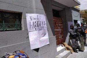 Protestas en Oruro exigen renuncia de concejales