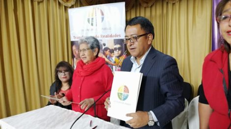 Defensoría del Pueblo y Fuerza Mujer firman carta de intención en favor de las mujeres