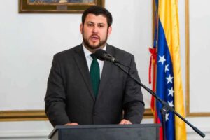 David Smolansky en el Encuentro de los venezolanos en Bolivia