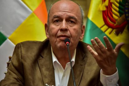 Ministro de Gobierno, Arturo Murillo advierte sobre sabotaje a la atención en salud