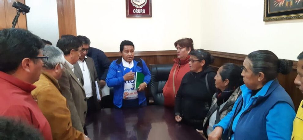Gobernador de Oruro aclara situación de paciente con Covid-19