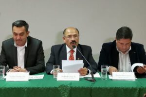 Coronavirus en Bolivia: Ministro de Salud, Aníbal Cruz en conferencia de prensa