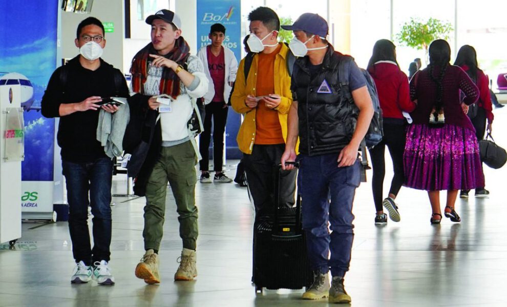 Prohibición de ingreso de pasajeros para evitar propagación de coronavirus