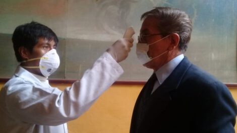 Control sanitario en Oruro para prevenir contagio de coronavirus