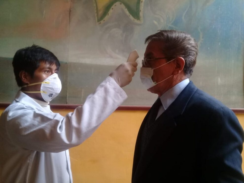 Control sanitario en Oruro para prevenir contagio de coronavirus