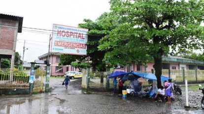 Personal médico abandona hospitales por el rechazo a la cuarentena en Cochabamba