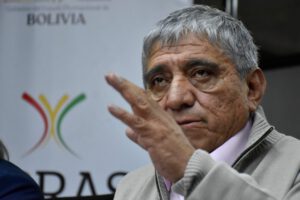 Cuarentena en Bolivia con sanciones anunciadas por Iván Arias