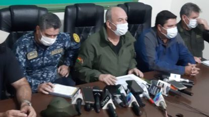 Ministro Murillo amenaza con meter preso al director del SEDES