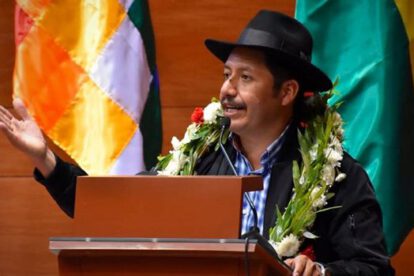 Renuncia gobernador Chuquisaca Esteban Urquizu para salir de la cárcel