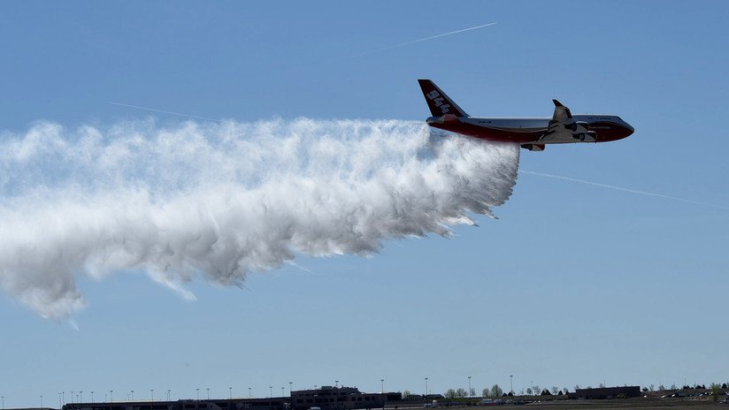 Avión Supertanker llega a Bolivia para ayudar en incendios de la Chiquitanía