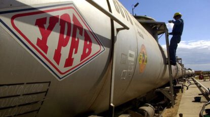 Abastecimiento de carburantes en Bolivia