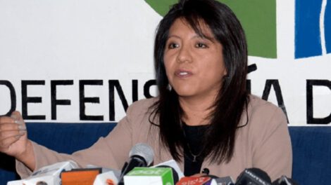 Vuelos solidarios solicitados por la Defensora del Pueblo Nadia Cruz