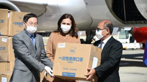 donación de respiradores a Bolivia