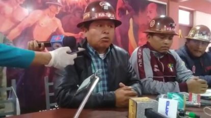 Conferencia de prensa de la COB sobre incremento salarial