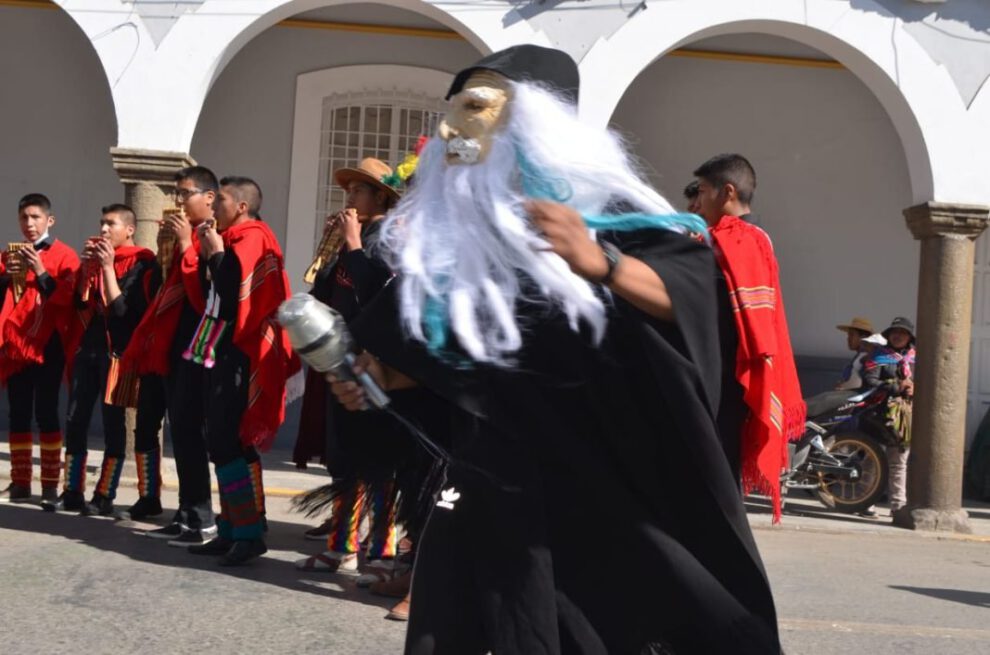 Encuentro Departamental de Música en la plaza 10 de Febrero