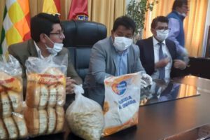 Campaña de recolección de alimentos en Oruro