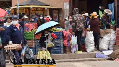 Comerciantes de Oruro advierten con romper la cuarentena municipal