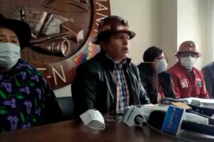 Bonos a pobres solicitados por la COB